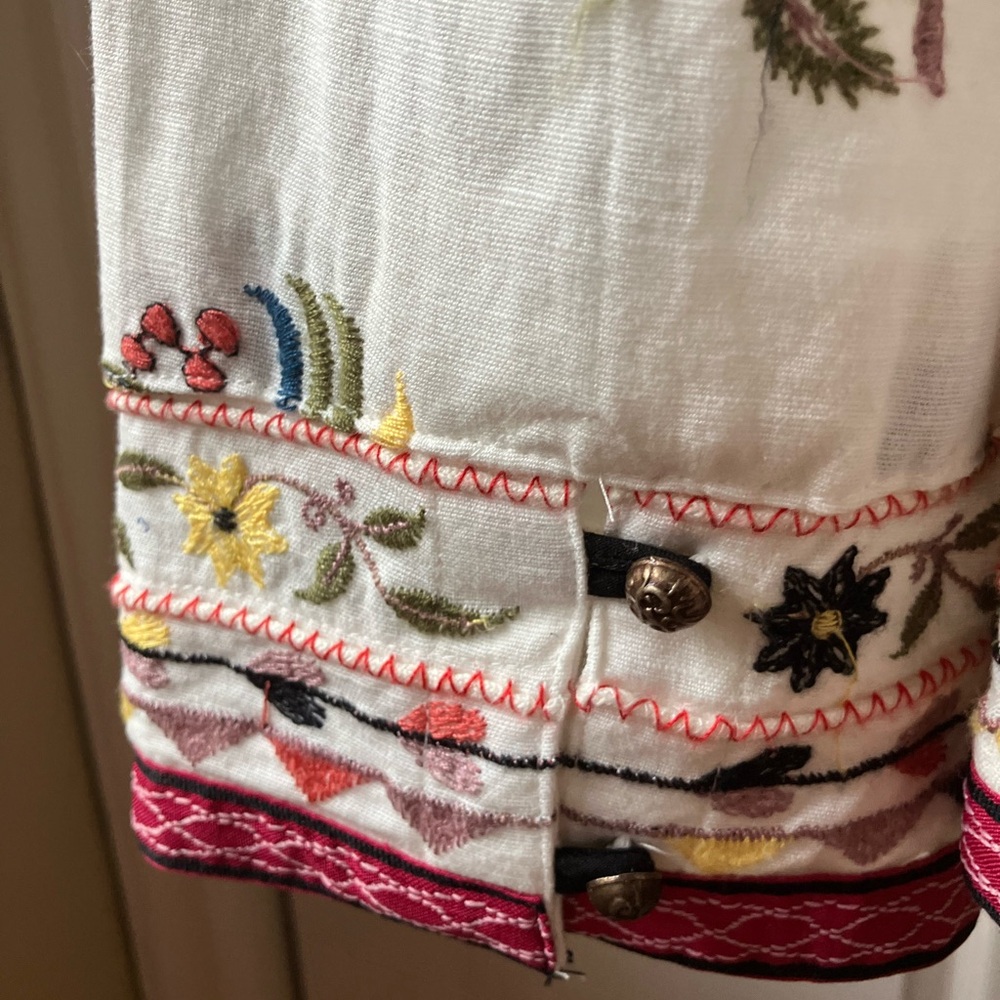 NWOT Zara Asian inspired embroidered jacket - Picture 3 of 12